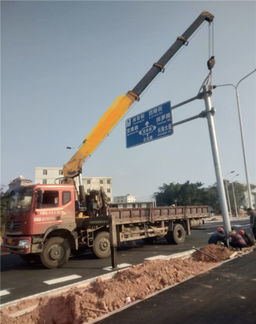 东乡区设备吊装租赁吊车要用多大吊车